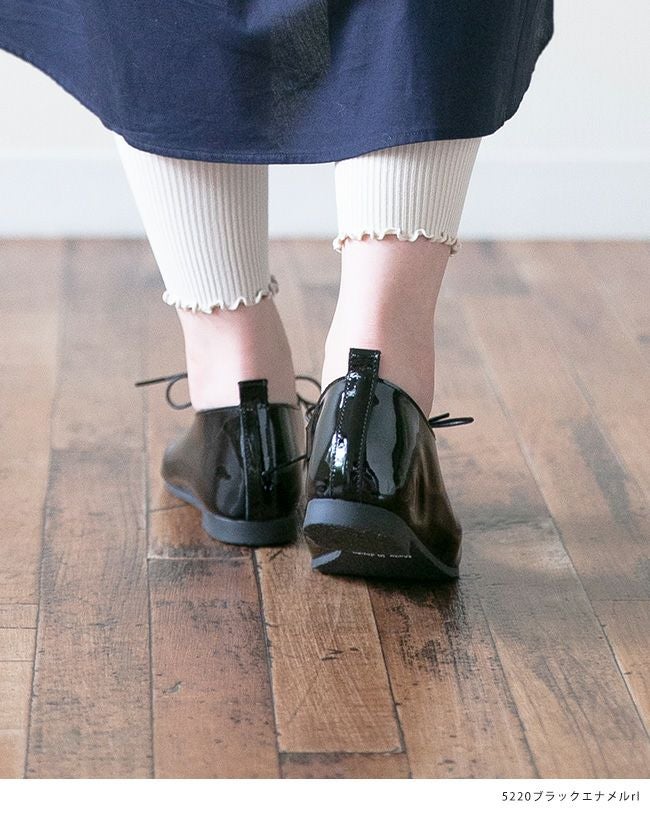 日本製 エナメル レースアップ フラットシューズ 送料無料 | welleg