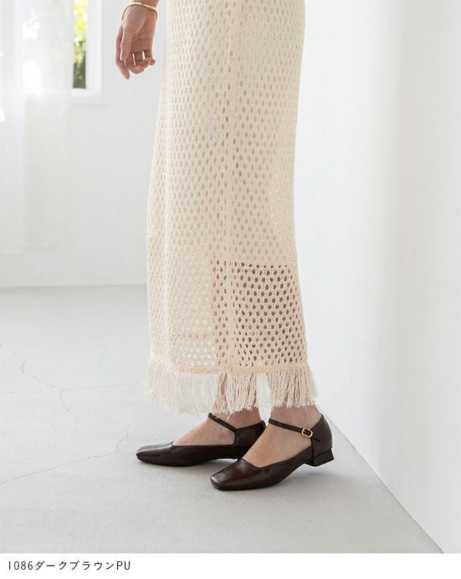 menue (メヌエ) スクエアトゥ ストラップ 変形ヒール パンプス