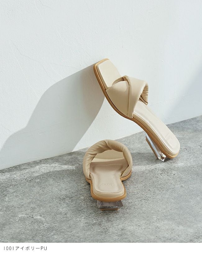 menue (メヌエ) クリスタル シェイプクリアヒール パデッドサンダル