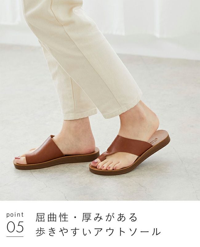 menue (メヌエ) フェイクレザー フラットヒール トングサンダル