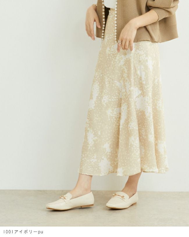 menue (メヌエ) 幅広『4E』スクエアトゥローファー