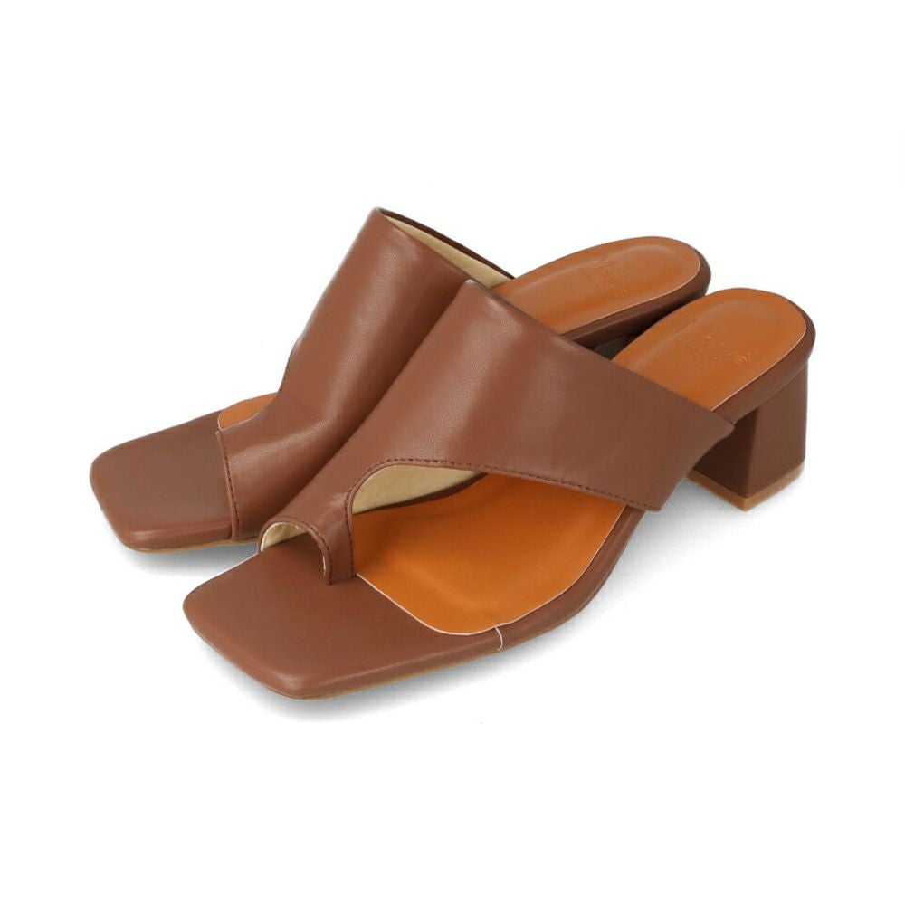 menue (メヌエ) ミドルヒール トングサンダル