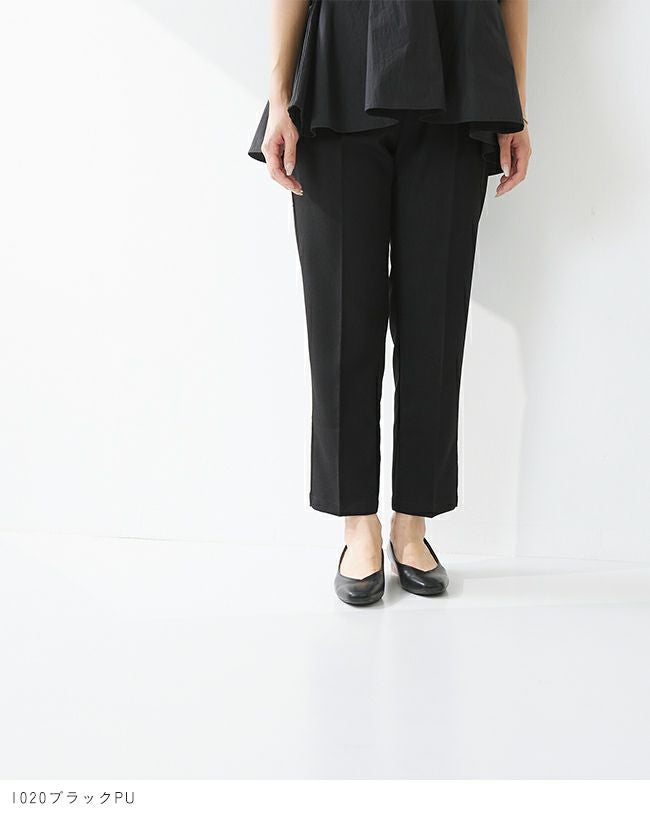 menue (メヌエ) Vカット スクエアトゥ ローヒール パンプス