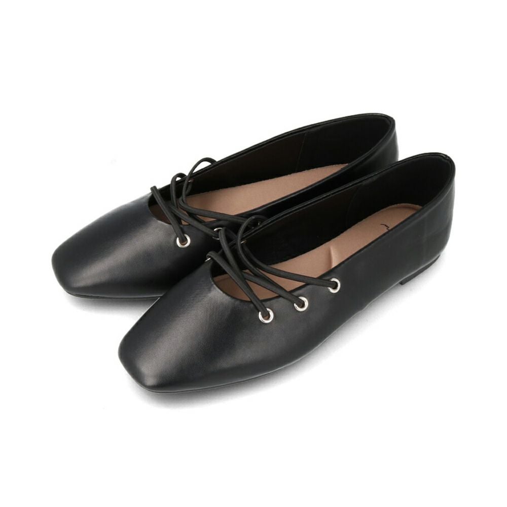 menue (メヌエ) レースアップ スクエアトゥ パンプス