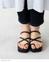 menue (メヌエ) 厚底ナローストラップサンダル