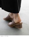 menue luxe (メヌエ リュクス) スクエアデザイン オープントゥ ウェッジヒール ミュール
