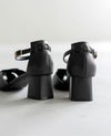 menue luxe (メヌエ リュクス) 5cmヒール アンクルストラップ グルカサンダル