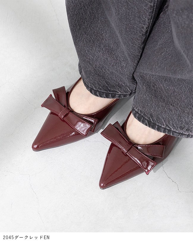 menue (メヌエ) リボンモチーフ ポインテッドトゥ ヒールパンプス