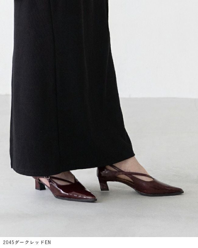 menue (メヌエ) クロスストラップ ポインテッドトゥ ヒールパンプス