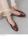 Vカット ゴールドアクセント 極やわパンプス