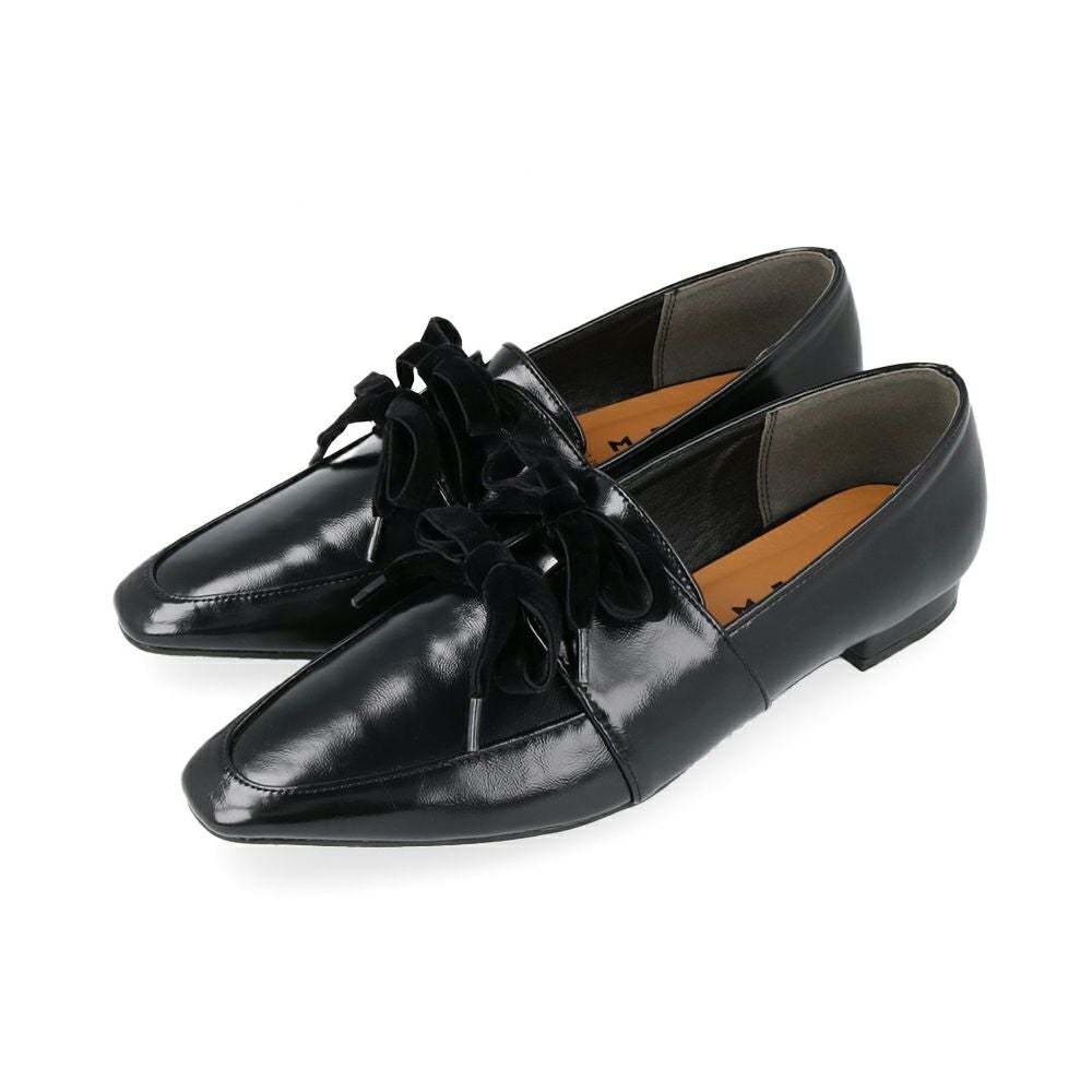 menue (メヌエ) ベロアリボン スクエアトゥ ローファー 送料無料